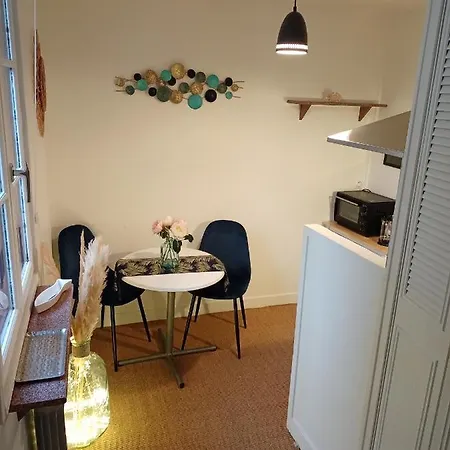 La Plus Petite Maison De Pecheur De Trouville-Sur-Mer Exterior photo